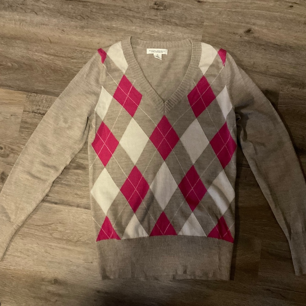 Banana Republic Medium Pullover - image 1